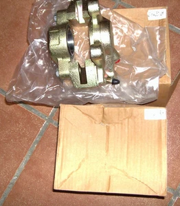 MGB Pair of Brake Callipers Par de Pinzas de Freno - Imagen 1 de 3