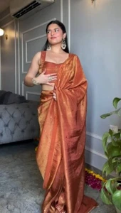 Hermoso sari de seda de tejido chimar pesado con blusa para mujeres y niñas - Imagen 1 de 10