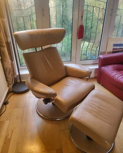 Stressless Jazz Recliner with footstall paloma tan fantastic condition - Picture 1 of 14