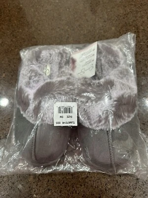Jessica Simpson SLIPPERS S 5/6 Plush Faux Fur Fuzzy Closed ToeWomen’s New In Bag - Imagem 1 de 2