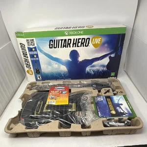 Nuovo Open Box Guitar Hero Live Bundle per Xbox One Guitar Dongle Game Set 250219 - Foto 1 di 10