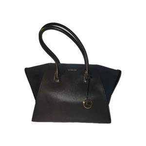 Michael Kors Black Tote - Picture 1 of 23