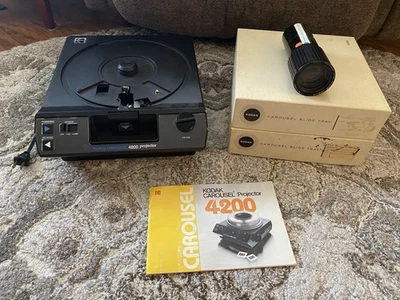 KODAK Carousel 4200 Slide Projector TESTED WORKS W Remote Lens, Slide Tray & Box - Image 1 of 4