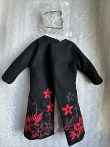 TONNER TYLER GOWORTH FIVE AVENUE FEVER LAYNE BAMBOLA 16” CAPPOTTO RICAMATO + - Foto 1 di 11