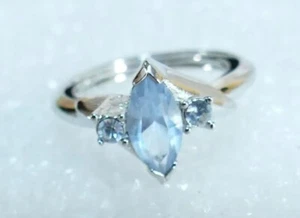 Avon 1976 Crystal Palace Silver Tone Ring size 7 Light Blue & Clear Rhinestones - Picture 1 of 11