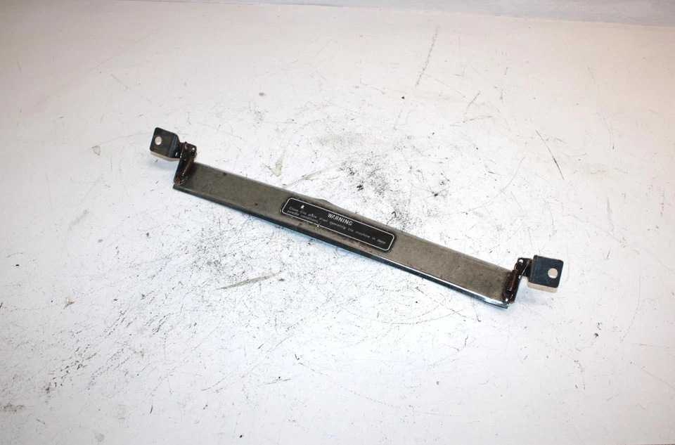 Placa de parachoques delantero 84 Yamaha Phazer SE OEM 80L-77185-00-00 SY9 Foto 1 de 4