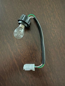 Corner Light Lamp Bulb Socket Holder for Isuzu Trooper 01.83-12.91 - Picture 1 of 10