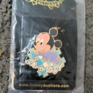 LE Disney Pin Auktionen Neu Baby Ankündigung Mickey Mouse Krabbeln It's a Boy - Bild 1 von 3