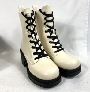 Nine West Combat Boots Platform Women's Size 9.5M Cream Black Lace Up Steam Punk - Picture 1 of 15