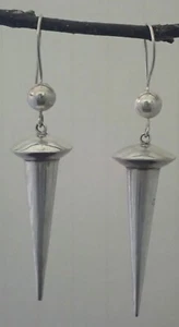 Sterling Silber Thai gewölbte Spike Ohrringe handgefertigt Vintage 1990er - Bild 1 von 4