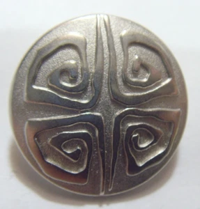 Vintage tono plata metal espiral cuarzo cruz motivo coleccionista botón 52797 - Imagen 1 de 4