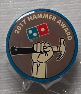 Domino's Pizza HAMMER AWARD EMAILLE Metall HUT Pin 2017 - Bild 1 von 6