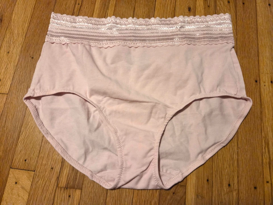 LOT OF 2 Warner's Women's Sz 6 Medium Panty Brief Lace Waistband New Black Pink - Image 1 of 4