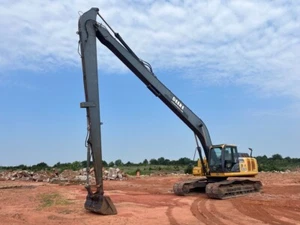 John Deere 250G Long Reach Arm Excavator + Extra Counter Weight Option - Picture 1 of 23