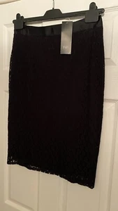 Ladies black Stretch Lace Straight Skirt Size 12 Fit Approx 10/12 - Picture 1 of 12