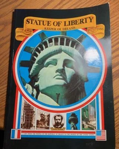 Libro Estatua de la Libertad Centenario GUARDIÁN DE SUEÑOS Excelente Estado - Imagen 1 de 1