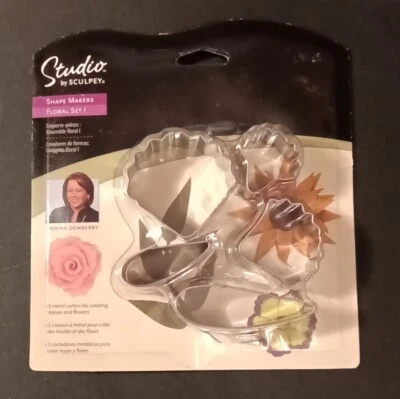 Cortadores de metal Studio by Sculpey - Donna Dewberry con forma floral Foto 1 de 2