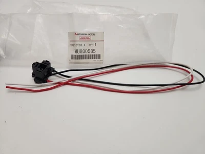 Conector de faros genuino coleta Mitsubishi MU800585 (nuevo garantizado) Foto 1 de 4