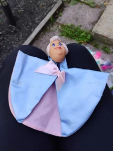 Aschenputtel und Fee Patin Maske Kostüm Puppe Barbie Aschenputtel Disney - Bild 1 von 3
