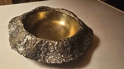 E.G. Webster & Sons Antique Ornate Silver-Plated Bowl –Intricate Repousse Design Foto 1 de 4