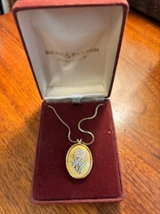 Reed & Barton Damascene January "Carnation" Pendant On Chain Original Box 16-18” - Picture 1 of 7