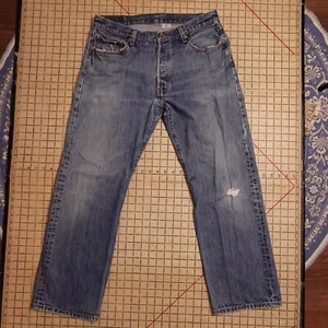 Vintage Levi’s 501 Jeans Mens 34x29 Blue Denim Pants Button Fly Y2K - Picture 1 of 8