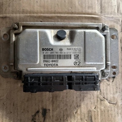 Centralina Motore Bosch Toyota Aygo 1.0 Benzina  0261208702 89661-0H020 - Immagine 1 di 2