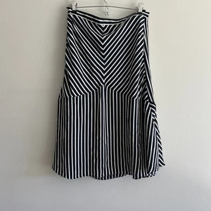 Banana Republic Women’s Y2K Maxi Navy Stripe Skirt SZ 4 NWOT - Picture 1 of 13