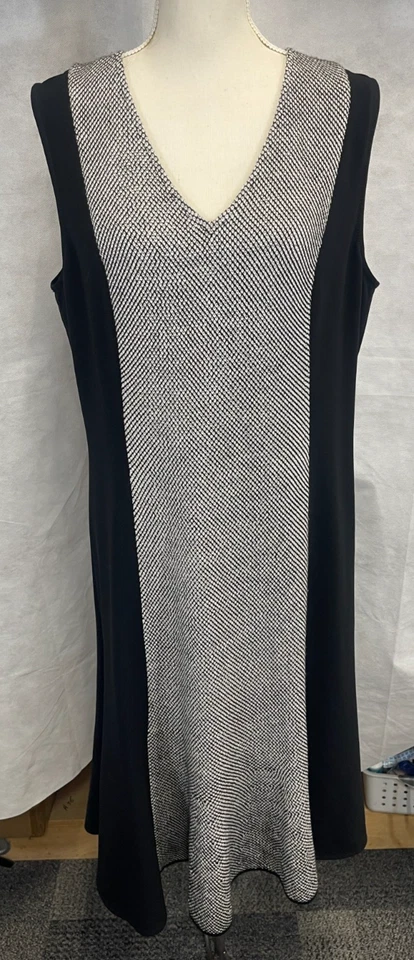 Vestido Vaina St. John Tejido Sin Mangas Espiga Cuello en V Nuevo con Etiquetas Talla 14/L Foto 1 de 4