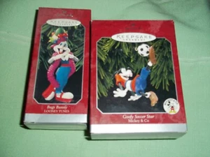 1998 Goofy Soccer Star Mickey & Co. & Bugs Bunny Hallmark Keepsake Ornaments - Picture 1 of 2