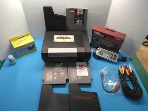 Nintendo system NES con 3 giochi 2 controller - Foto 1 di 24