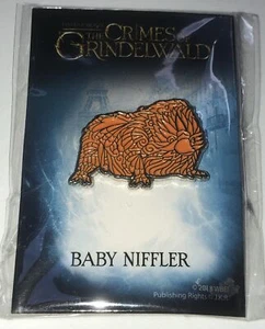Pin Baby Niffler Crímenes de Grindelwald Animales Fantásticos Harry Potter IMAX Promo - Imagen 1 de 5