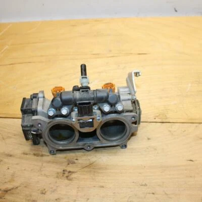 13-15 HONDA CBR500R PRINCIPAIS INJETORES DE COMBUSTÍVEL/CORPOS DO ACELERADOR 16400-MGZ-A02 BB315 - Imagem 1 de 4