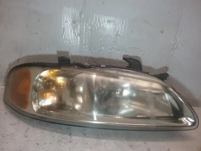 Faro delantero derecho Nissan Sentra 2000-2003 OEM 4 puertas M145 Foto 1 de 4