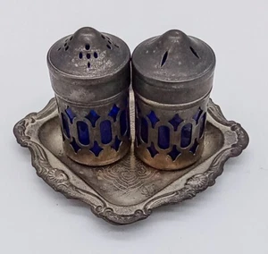 Vintage Salz Pfefferstreuer mit blauen Glaseinsätzen - Bild 1 von 4