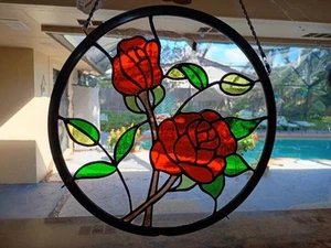 Red Roses Hand Crafted Stained Glass Suncatcher 11in Round - Picture 1 of 17