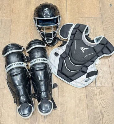 Black Easton Gametime 青少年捕手装备套装 9 - 12 岁 — 第 1/4 张图片