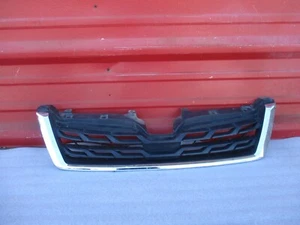 2017 2018 SUBARU FORESTER FRONT LOWER GRILLE OEM used - Picture 1 of 10