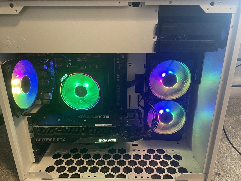 CyberPowerPC GMA3300SAM (1TB HDD + 500GB SSD, AMD Ryzen 7, 3.80 GHz, 16GB)... - Image 1 of 4