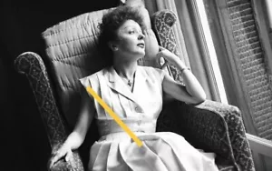 photo taille au choix EDITH PIAF (9) - Bild 1 von 1