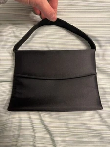 Neu ohne Etikett schwarz Satin Feel kleine Handtasche Clutch - Bild 1 von 3