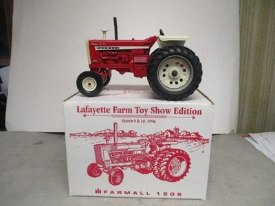 Ertl IH Farmall 1206 Spielzeugtraktor "1996 Lafayette Toy Show" Maßstab 1:16 Neu in OVP - Bild 1 von 4