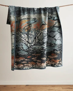 NWT Pendleton Beaver State Salmon Falls Jacquard Robe Blanket Multicolor - Picture 1 of 16