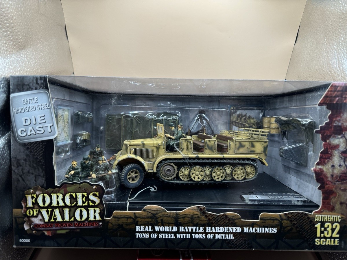 Forces of Valor 1:32 Scale Diecast Tanks & Military Vehicles