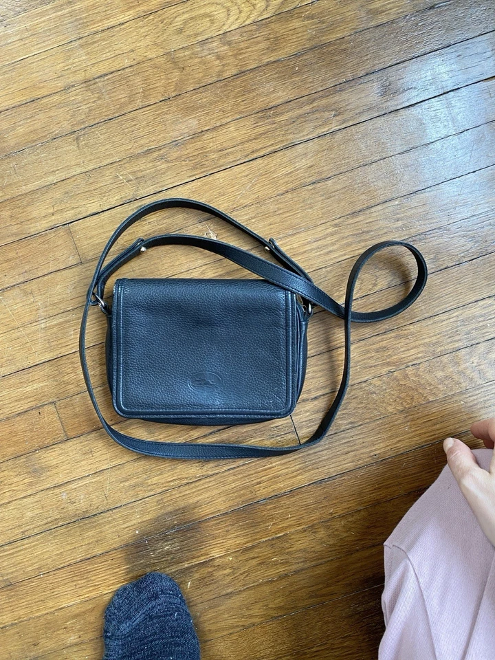 Bolso Bandolera Longchamp Pequeño de Cuero Negro de Colección Foto 1 de 4