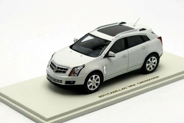 Luxury 1/43 CADILLAC SRX CROSSOVER 2011 WHITE LUXURY COLLECTIBLES 1:43 CADILLAC - Image 1 of 1