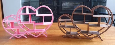 Estante de exhibición en forma de corazón para Sindy, Barbie, Tammy, Pippa, etc. Foto 1 de 3