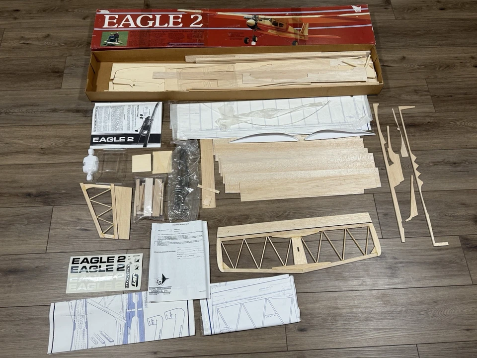 复古 Carl Goldberg Eagle 2 63 英寸 Wingspan Balsa 遥控模型飞机套件 未制造 — 第 1/4 张图片