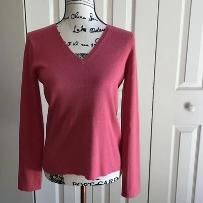Ann Taylor Loft Pink Merino Wool Cashmere V-Neck Sweater Luxury Knit SZ Med - Image 1 of 4
