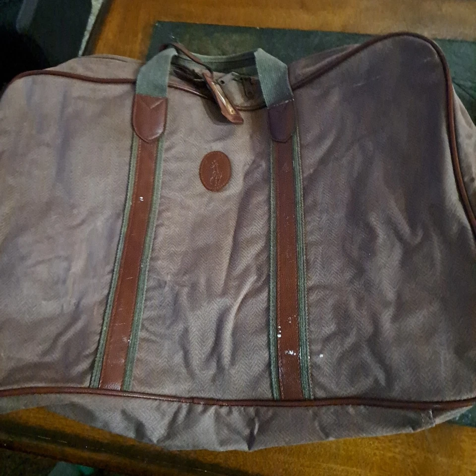 Polo vintage de Ralph Lauren para pasar la noche/llevar. Color-Tonos de marrón/verde. Foto 1 de 4